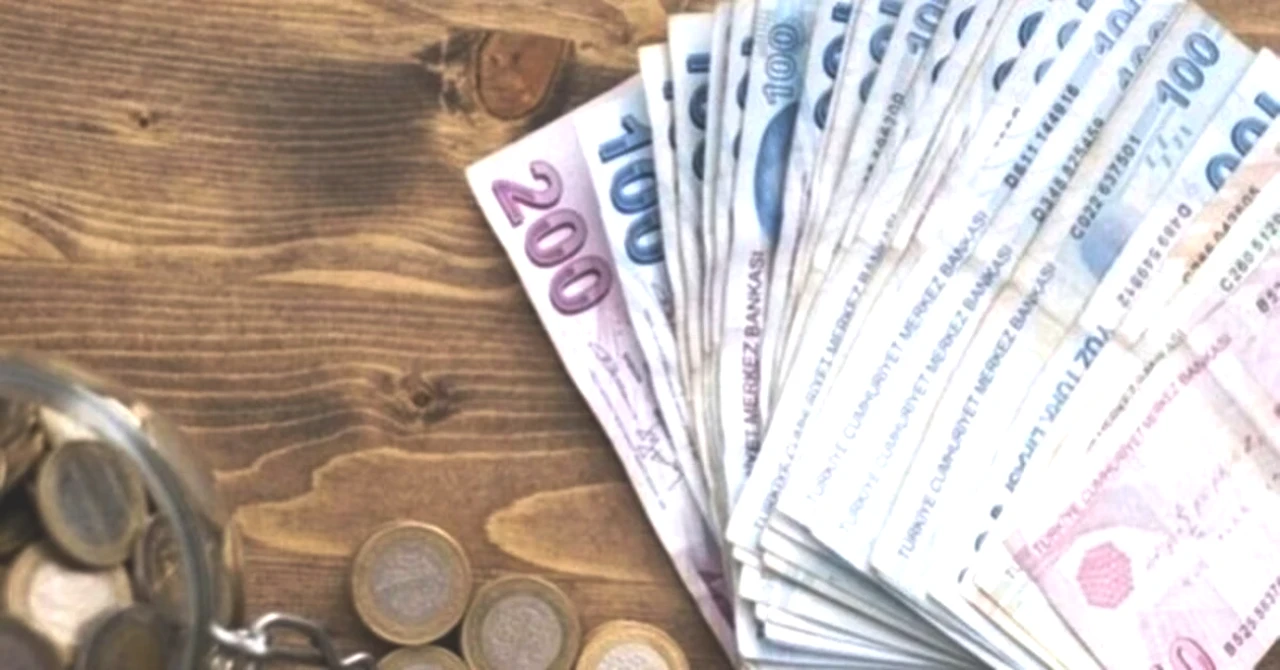 Emekliler İçin Müjdeli Haber! Eylül 2025'te Bankalar Hangi Promosyonları Sunuyor?
