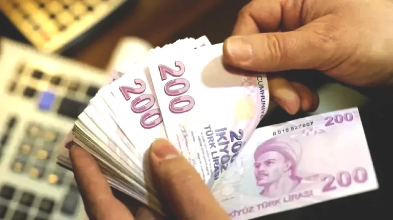 2026 Asgari Ücret Zamı İçin Geri Sayım: Uzmanlardan Önemli Tahminler ve Beklentiler!